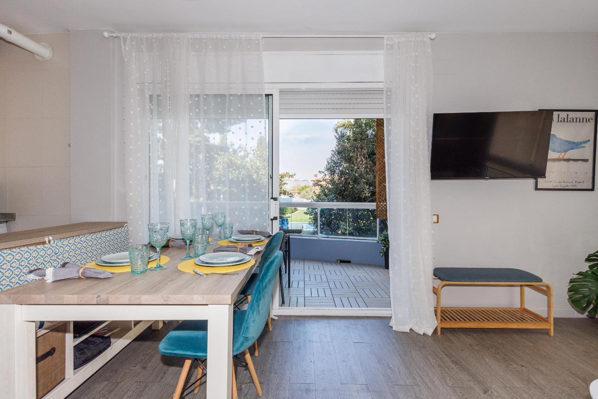 Uhc Els Pins Apartments Σαλού Εξωτερικό φωτογραφία