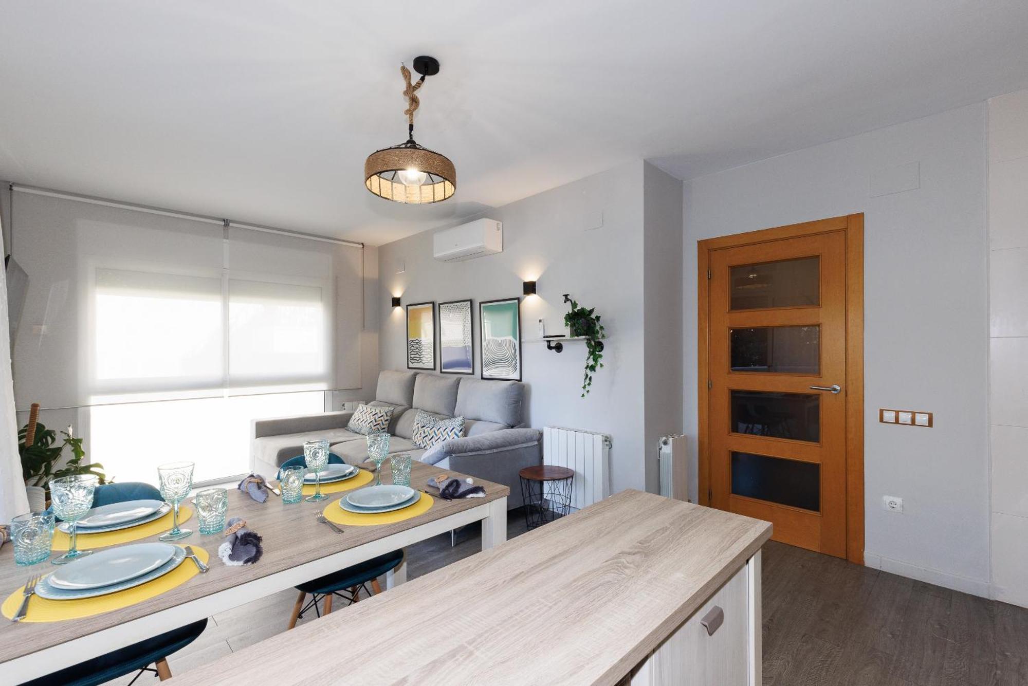 Uhc Els Pins Apartments Σαλού Εξωτερικό φωτογραφία